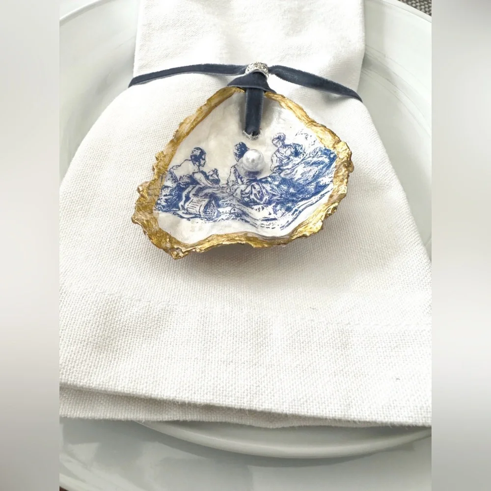 Set of 6 Handcrafted Blue Toile Oyster Shell Napkin Ring Holders - Picture 3 of 10